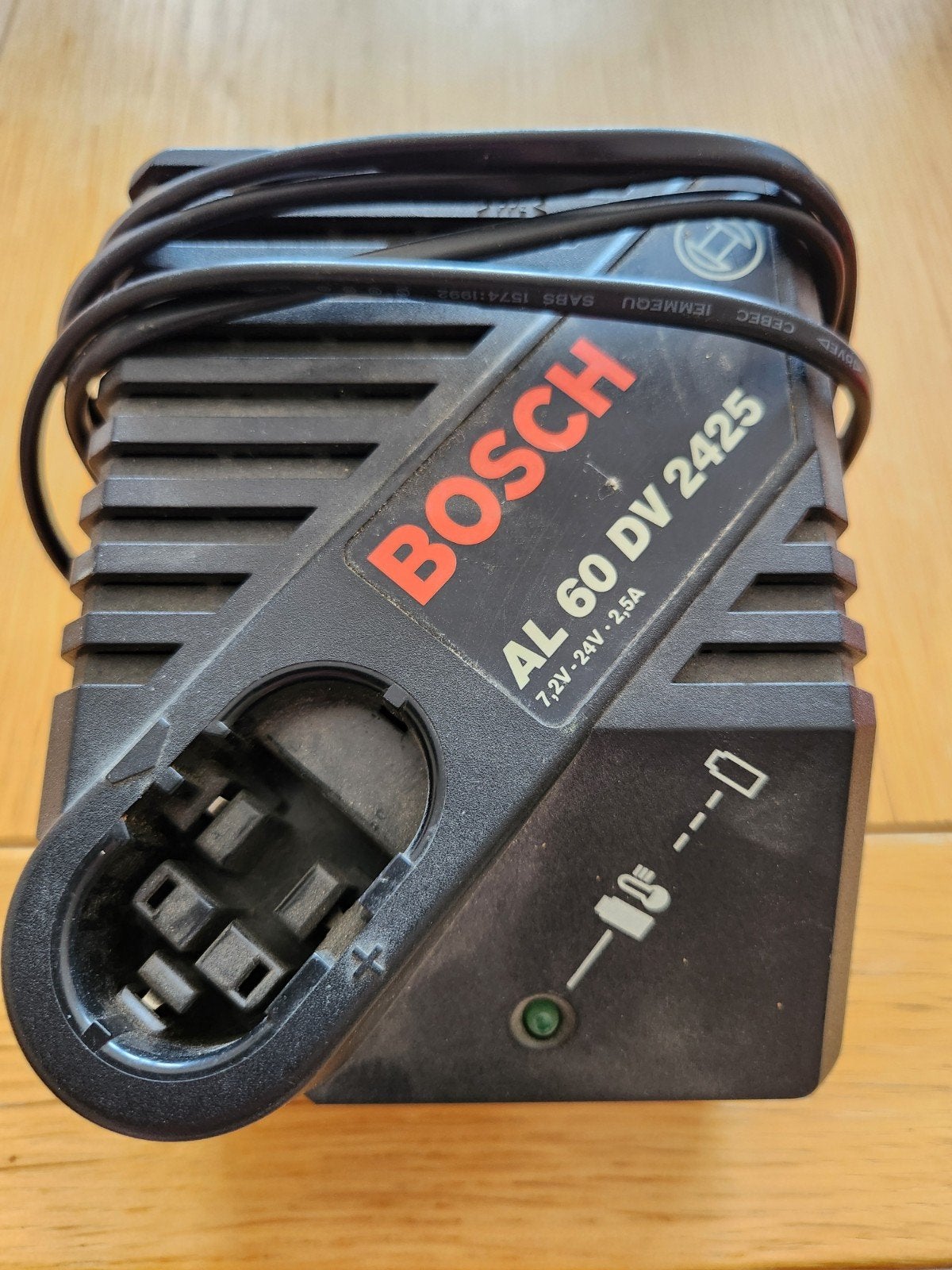Bosch AL 60 DV 2425 acculader 7.2V-24V 2.5A opsturen mogelij, Ophalen of Verzenden, Gebruikt, Overige typen, Bosch