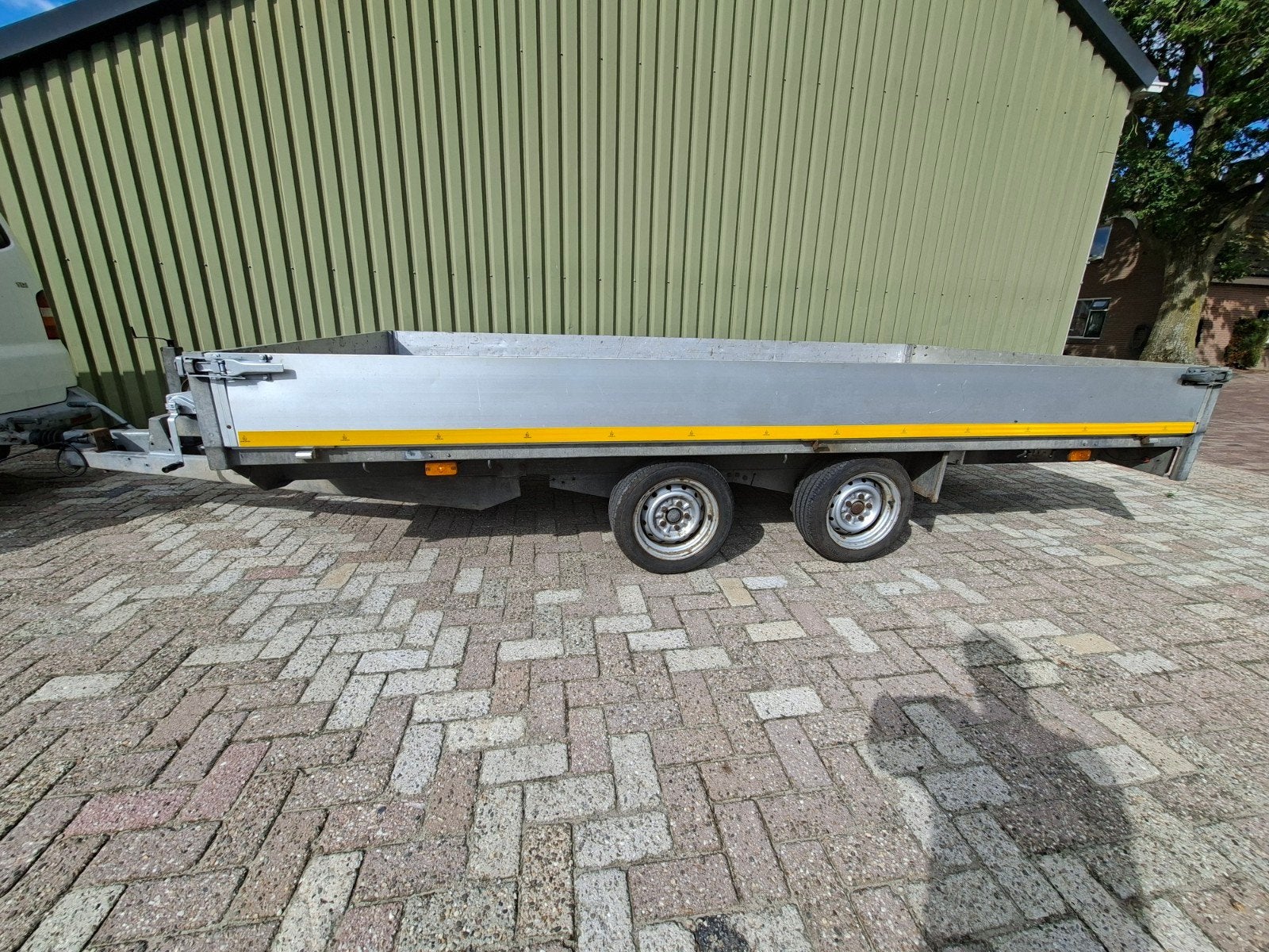 multi transporter plateau aanhanger 4x2m, Ophalen