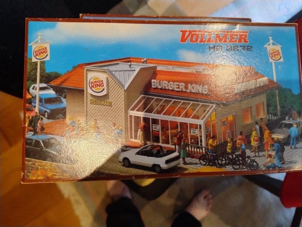 Vollmer H0 43532 – Burger King restaurant., Overige merken, Gelijkstroom of Wisselstroom, Brug, Tunnel of Gebouw, Nieuw