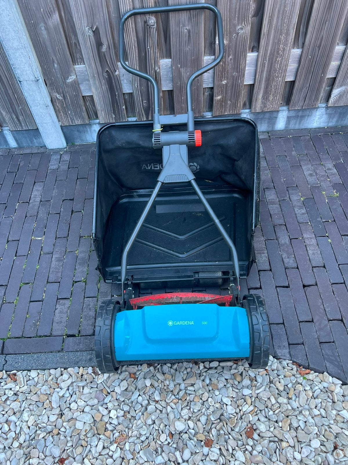 Gardena 330 kooimesmaaier met opvangbak., Kooimesmaaier, Ophalen, Gebruikt