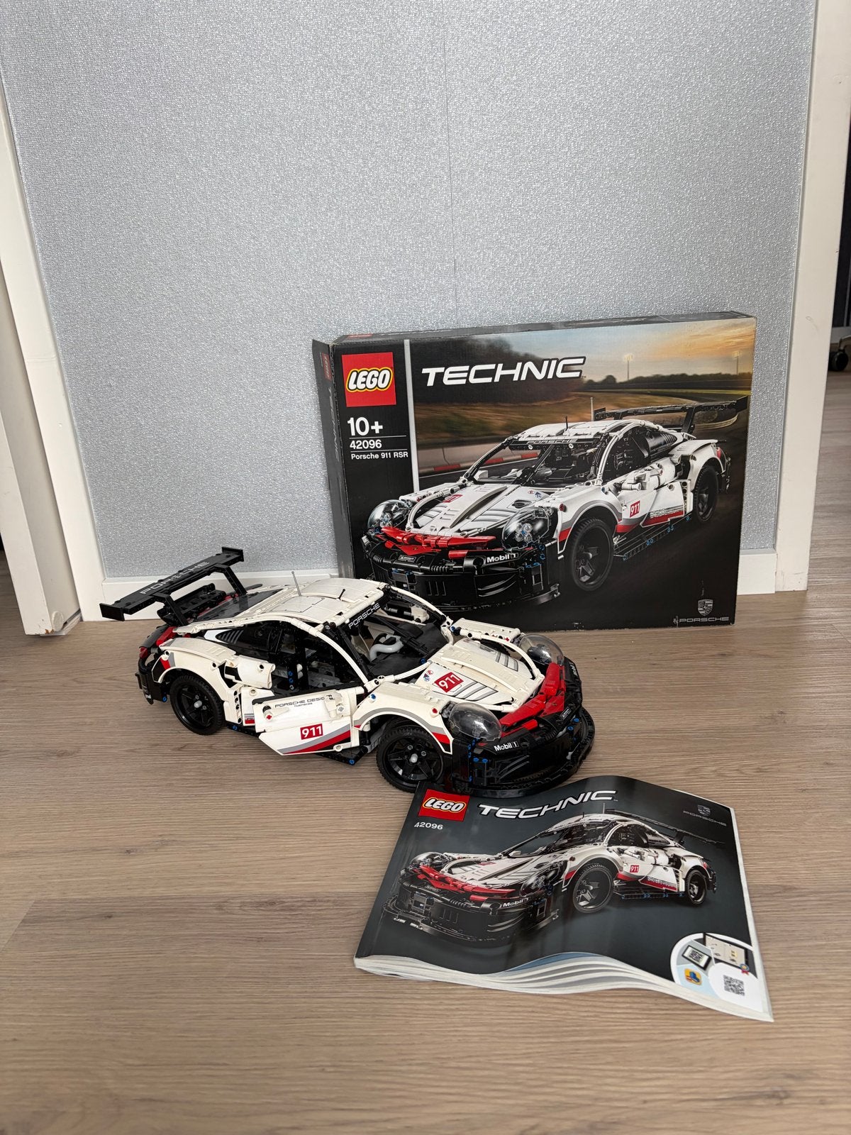 Lego Technic 42096 Porsche 911 RSR, Ophalen of Verzenden, Zo goed als nieuw