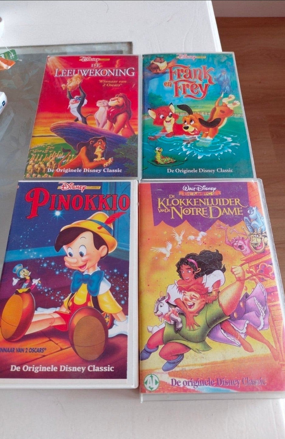 4 Disney Classics videobanden., Gebruikt, Tekenfilm, Alle leeftijden, Ophalen of Verzenden