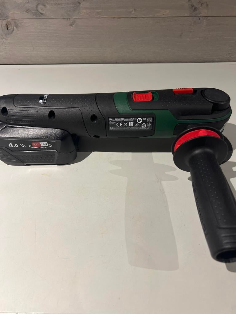 Bosch AdvancedMulti 18 Accu Multitool met 4.0 Ah Accu, N, N, Nieuw, Ophalen of Verzenden