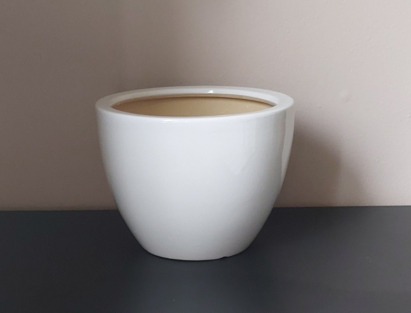 Witte keramische bloempot, Overige materialen, Rond, Binnen, Zo goed als nieuw