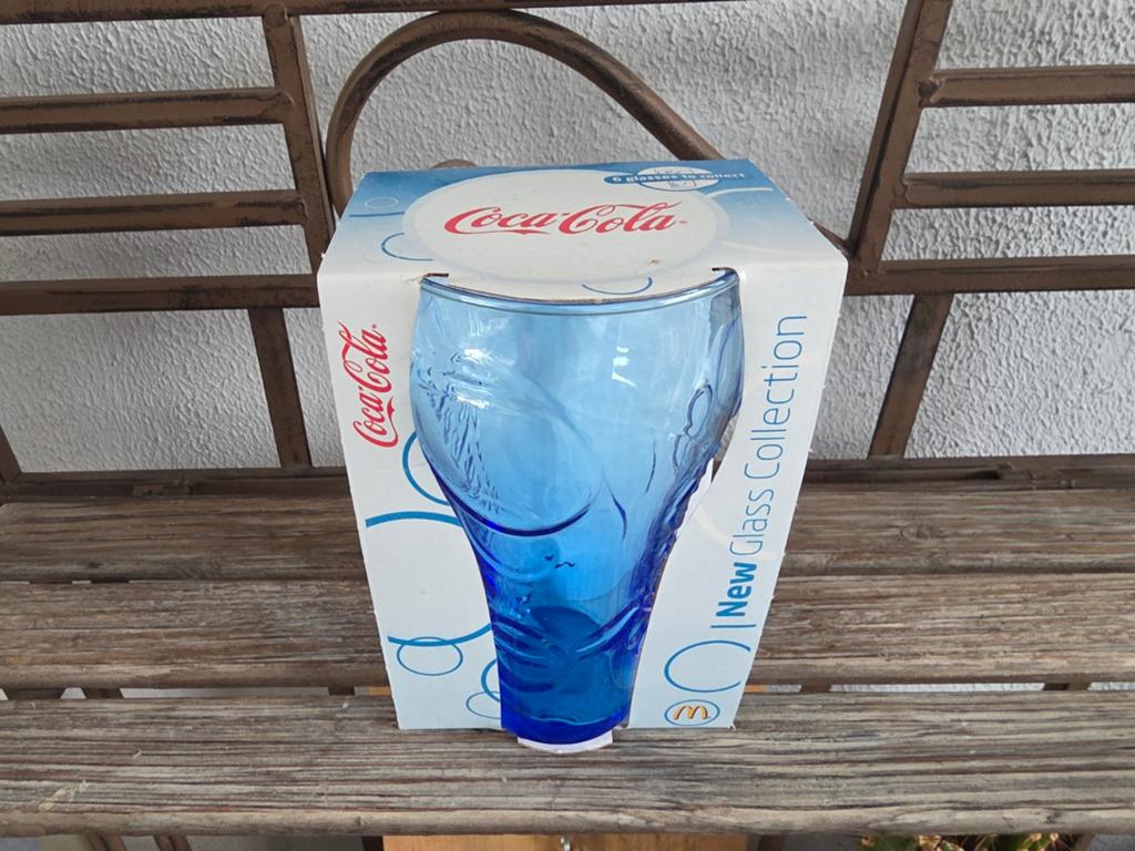 Coca-Cola glas Mc Donalds 2010 blauw Nieuw, Verzamelen, Glas en Borrelglaasjes, Ophalen, Nieuw, Frisdrankglas