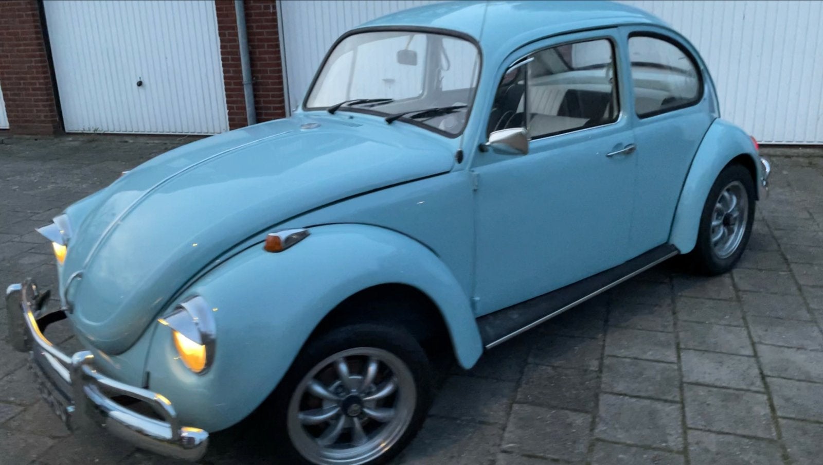 Volkswagen 1302 1.6 1971 Blauw, Auto's, Volkswagen, Achterwielaandrijving, 36 pk, Beige, Origineel Nederlands