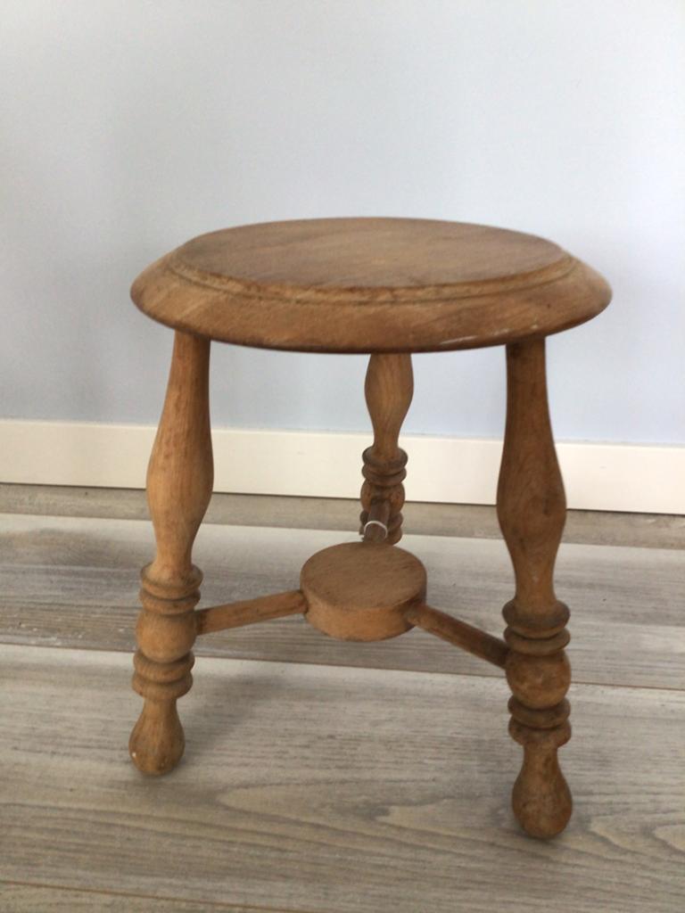 Eiken verhoging of plantentafeltje, Ophalen of Verzenden, Zo goed als nieuw, Hout