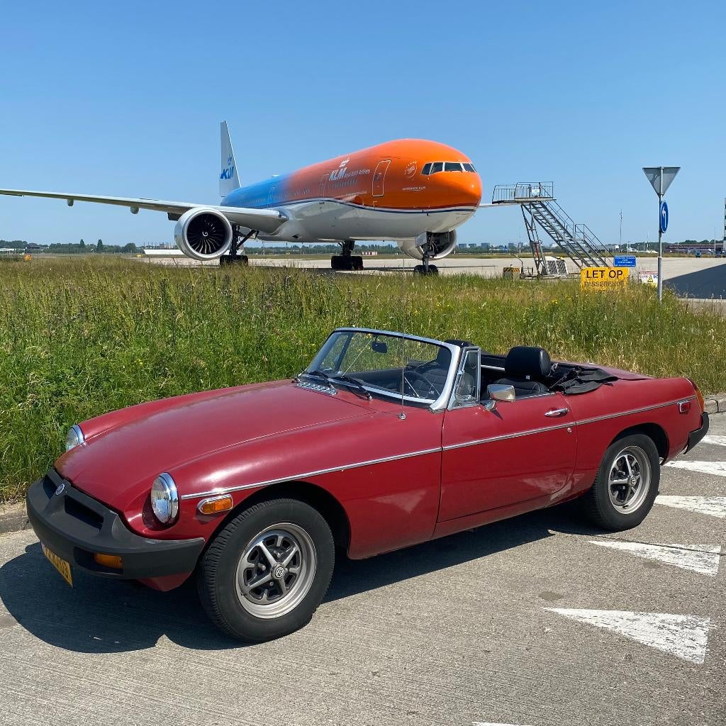 MG B 1.8 Tourer | 1979 | Rood, Auto's, MG, B, Zwart, 4 cilinders, Cabriolet