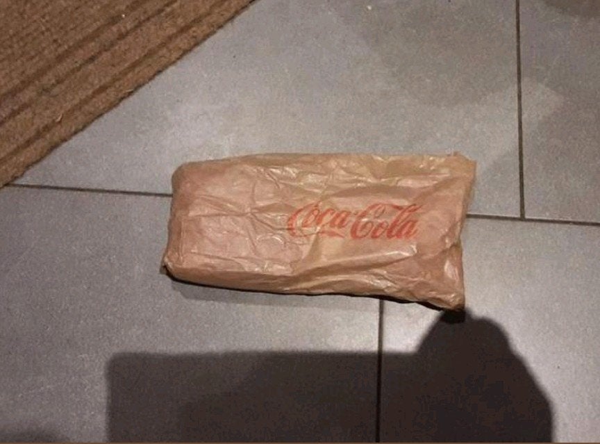 SPLINTERNIEUWE WARME ORIGINELE COCA-COLA MERK MUTS
EEN MAAT, Ophalen of Verzenden, Nieuw, Gebruiksvoorwerp