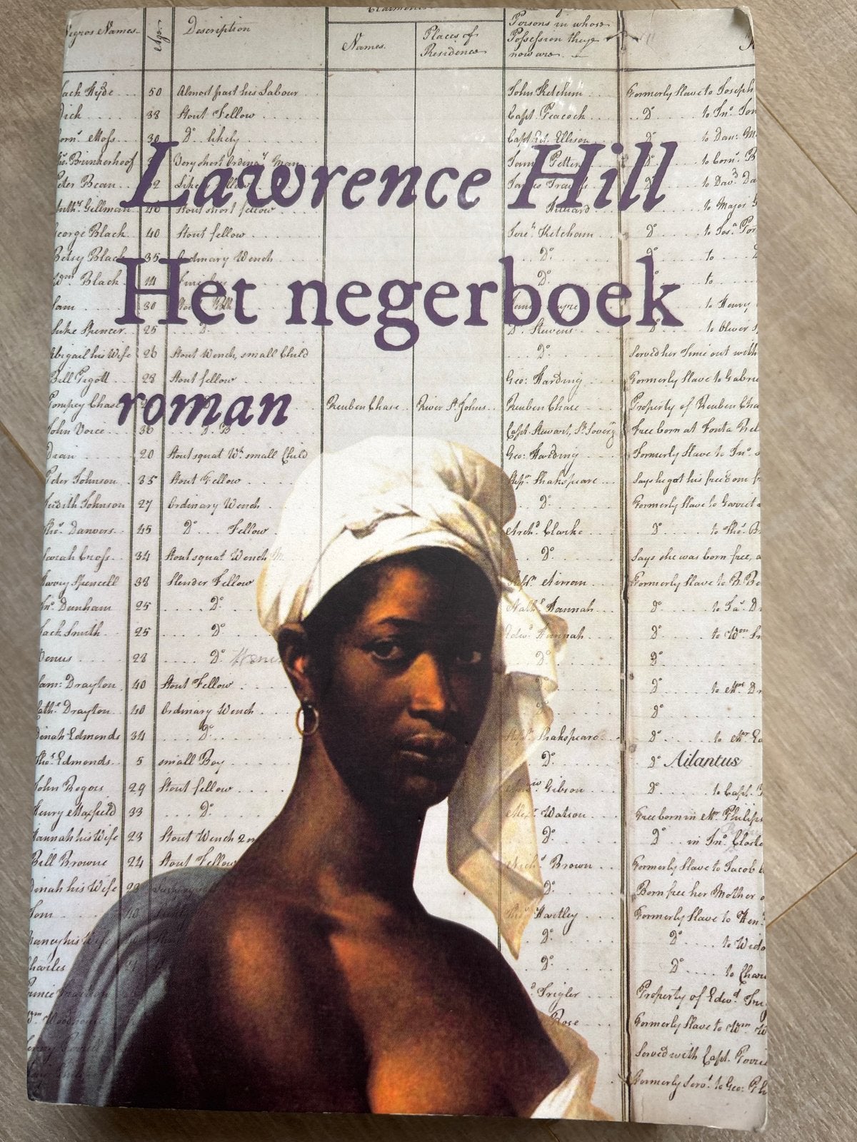 Het negerboek - Lawrence Hill (Roman), Ophalen of Verzenden, Gelezen