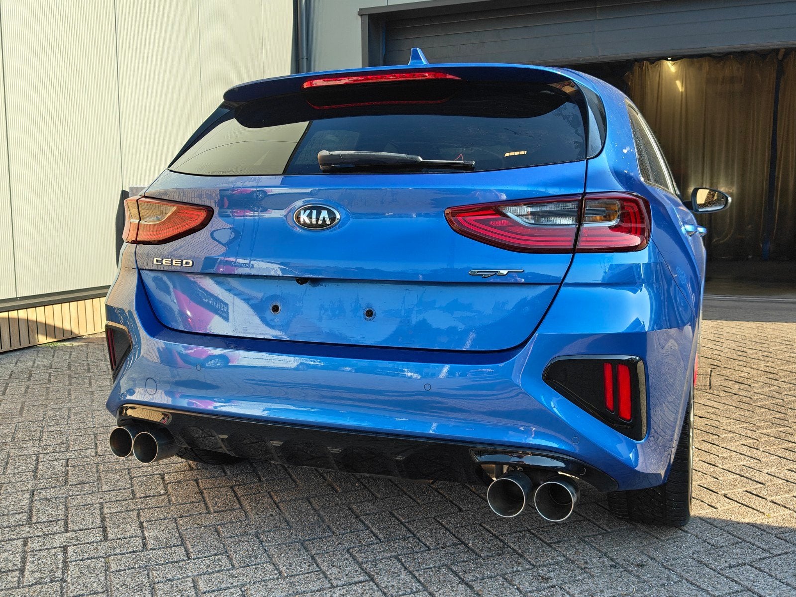 Bastuck catback uitlaatsysteem Kia Ceed 1.6 T-GDI GT, Auto-onderdelen, Uitlaatsystemen, Ophalen, Gebruikt, Kia