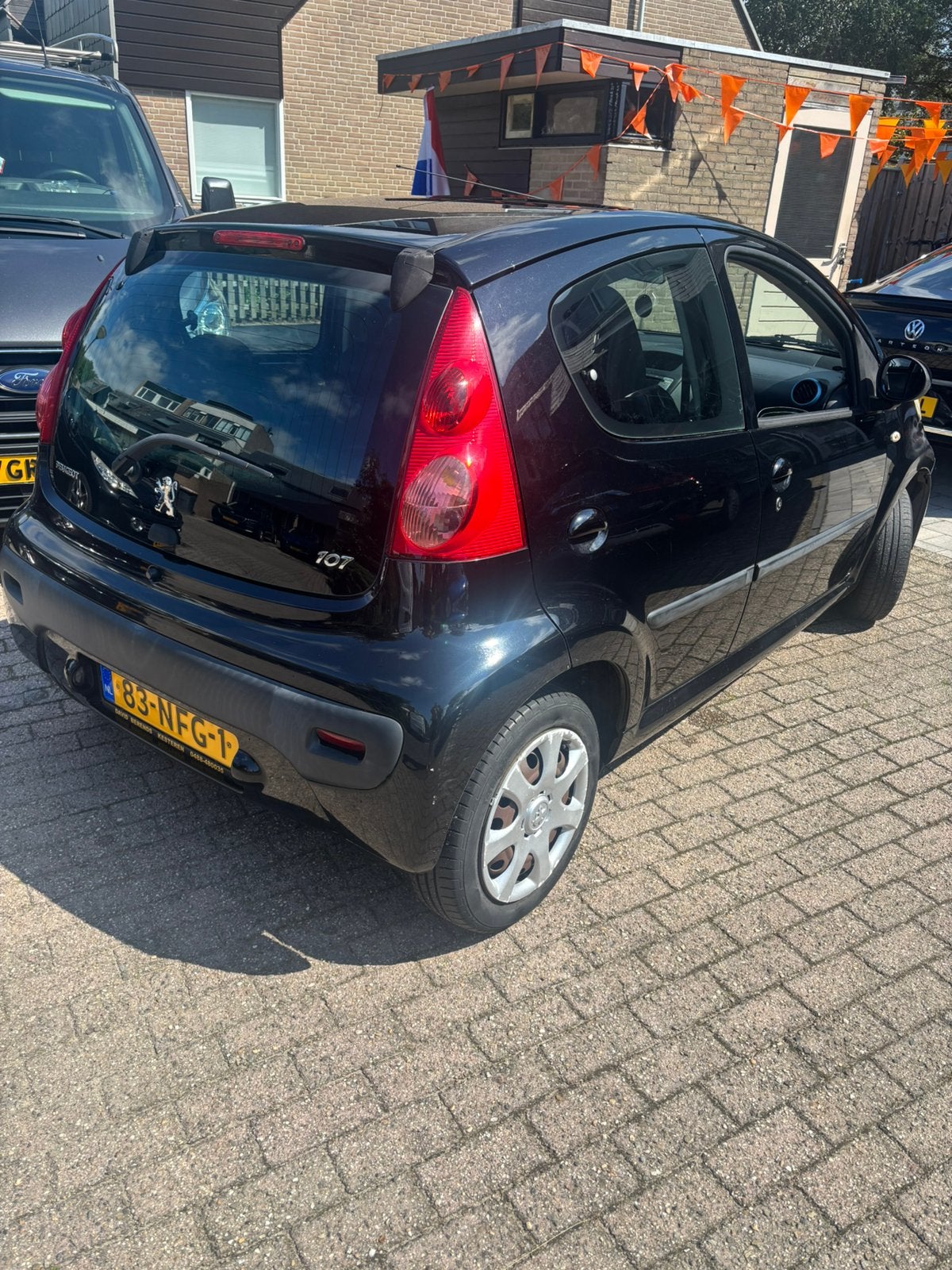 Peugeot 107 1.0 12V 5DR 2010 Zwart inruil mogelijk, Voorwielaandrijving, 4 stoelen, Origineel Nederlands, Handgeschakeld