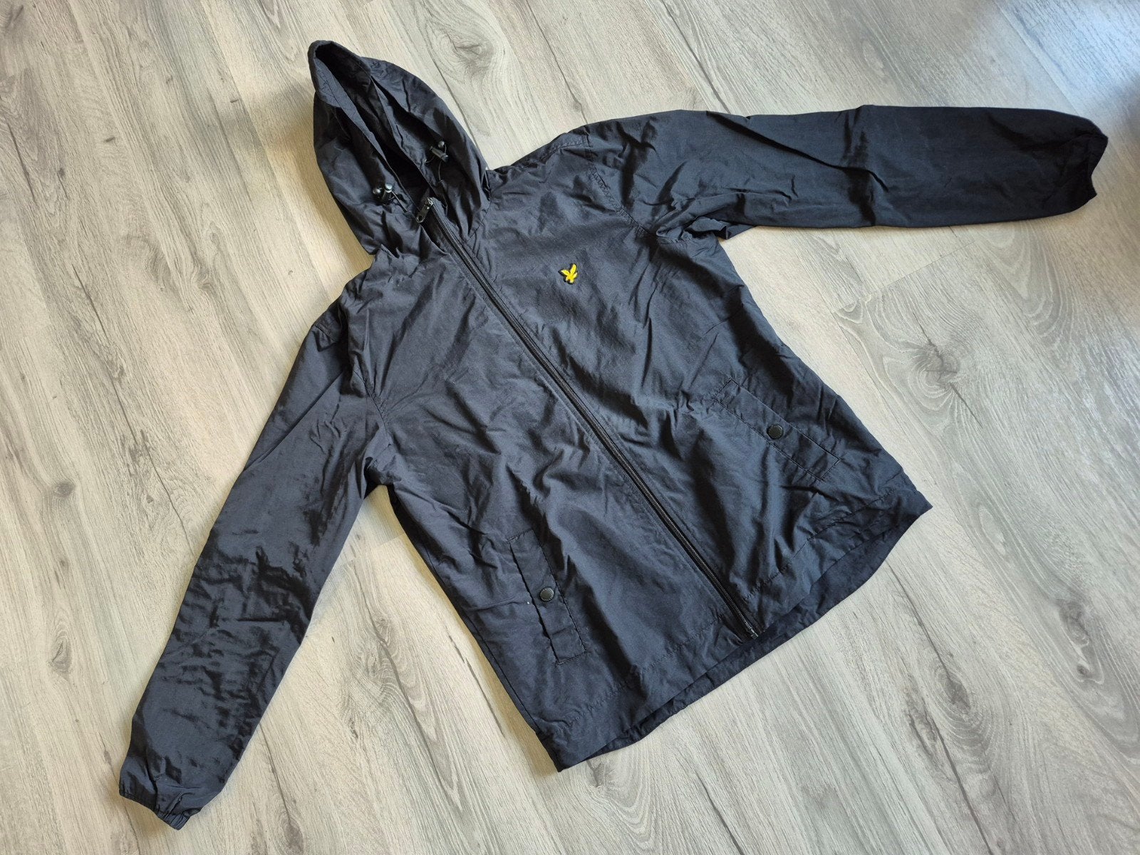 Lyle & Scott zomerjas - Maat M - Zwart, Kleding | Heren, Jassen | Zomer, Maat 48/50 (M), Zwart, Ophalen of Verzenden, Zo goed als nieuw