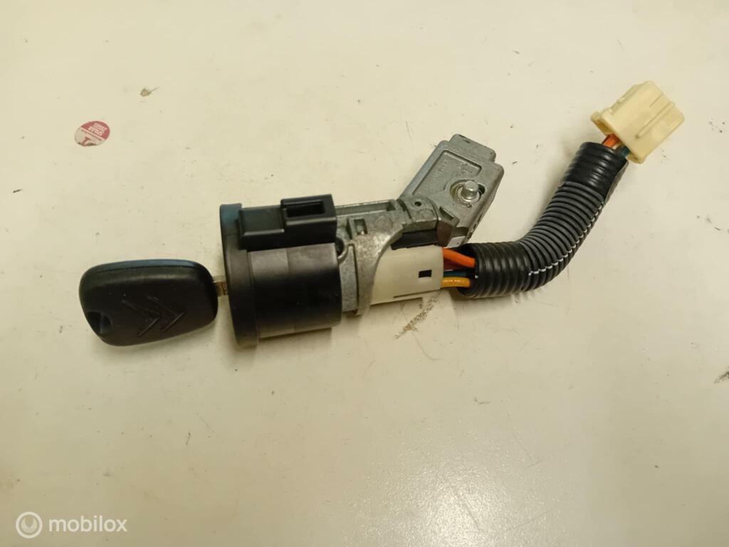Contactslot Peugeot 107 73678312, Gebruikt, Ophalen of Verzenden