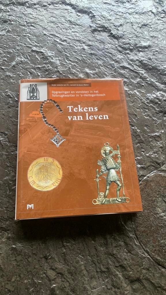 Tekens van leven bodemvondst bodemvondsten boek, Boeken, Ophalen of Verzenden, Zo goed als nieuw