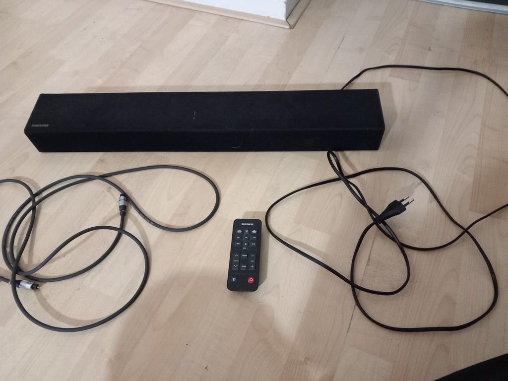 Samsung HW-N300 Soundbar met accessoires, Audio, Tv en Foto, Soundbars, Ophalen of Verzenden, Bluetooth, Zo goed als nieuw