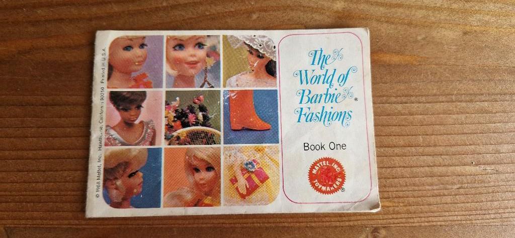 Vintage origineel Barbie boekje 1968, Ophalen of Verzenden, Gebruikt, Accessoires