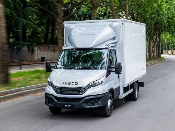 Transportprobleem? Bakwagen met chauffeur beschikbaar., Diensten en Vakmensen, Verhuizers en Opslag, Bedrijfsverhuizingen, Opslag