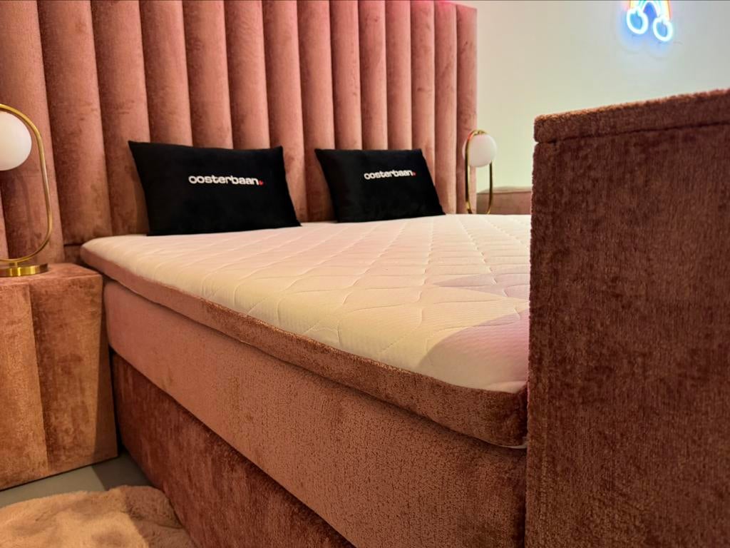 Luxe Velvet Boxspring Laura + TV Lift Compleet NEW - NIEUW, Info@oosterbaanwonen.nl, Venus 31 8448CE Heerenveen, 180 cm, 200 cm