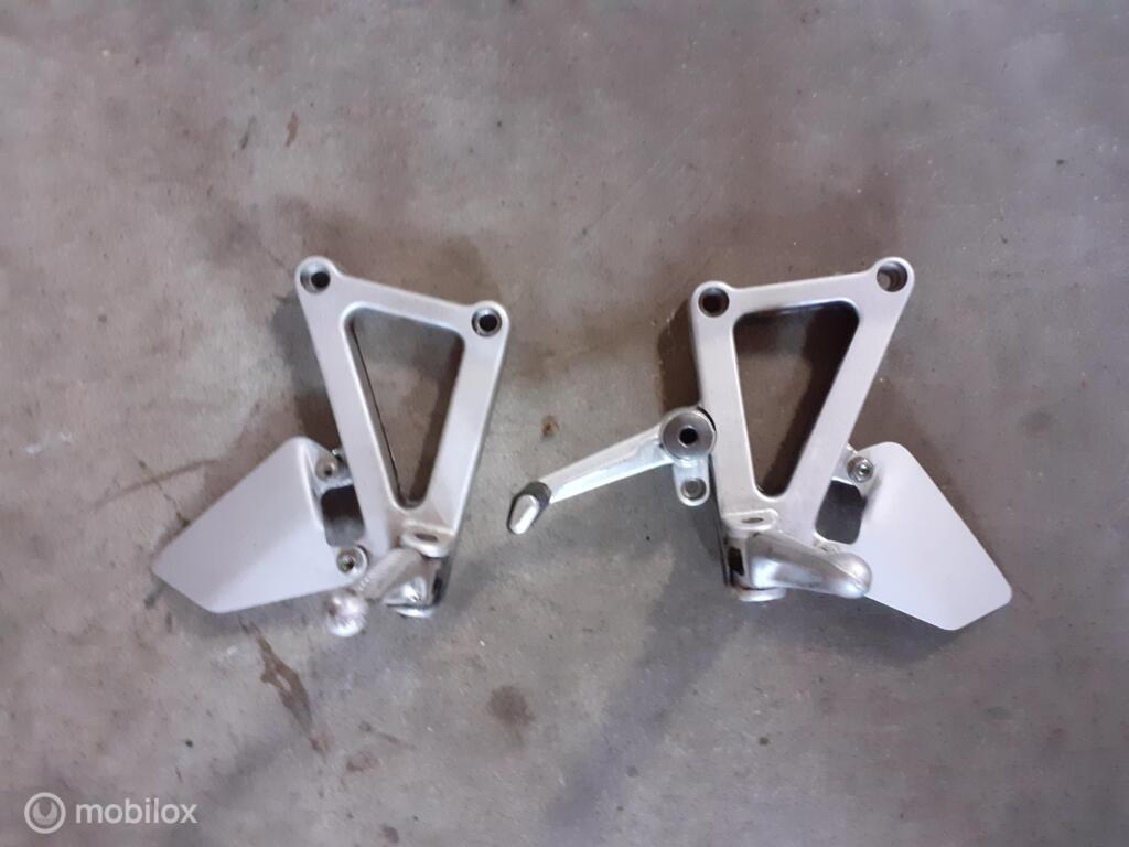 Voetsteunen steps schakelpedaal Sport Supersport 620 900 750, Gebruikt, Factorystore.service@ducati.com, Ophalen of Verzenden