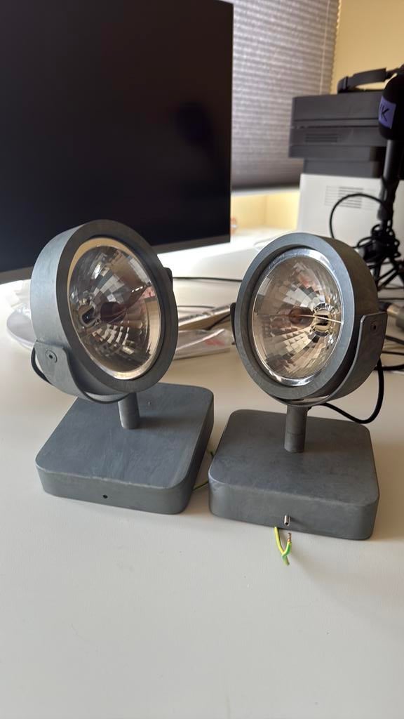 Zuiver spots grijs (2 stuks), Ophalen, Zo goed als nieuw, Metaal of Aluminium