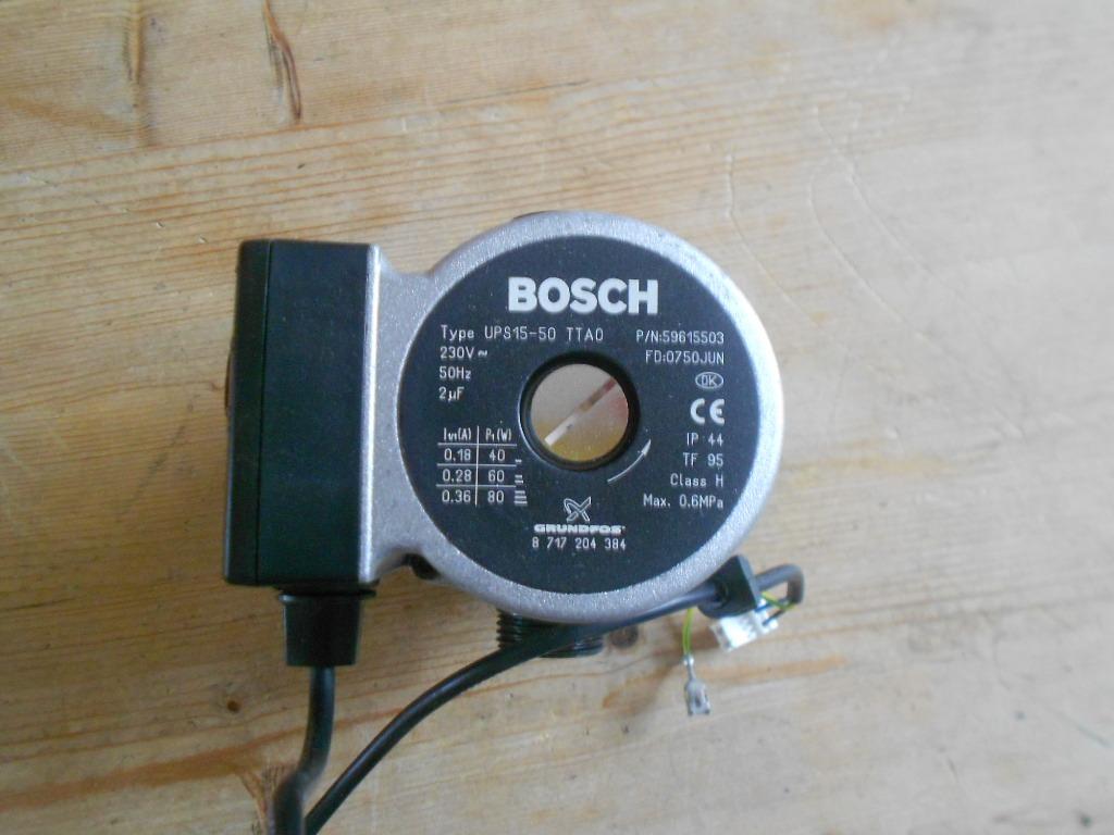 POMP GRUNDFOS UPS 15-50 TTAO, Doe-het-zelf en Verbouw, Verwarming en Radiatoren, Gebruikt, Minder dan 30 cm, Cv-ketel of Combi-ketel