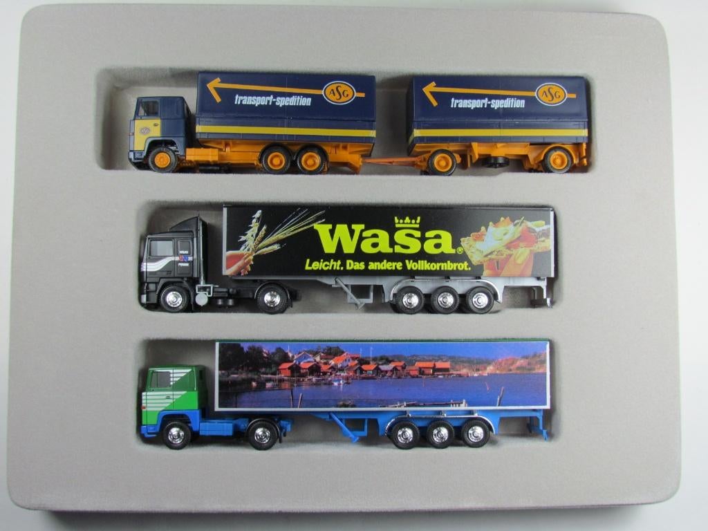 Herpa edition europe Skandinavien 1. o.a. Scania LB 141 ASG, Ophalen of Verzenden, Zo goed als nieuw, Bus of Vrachtwagen, Herpa