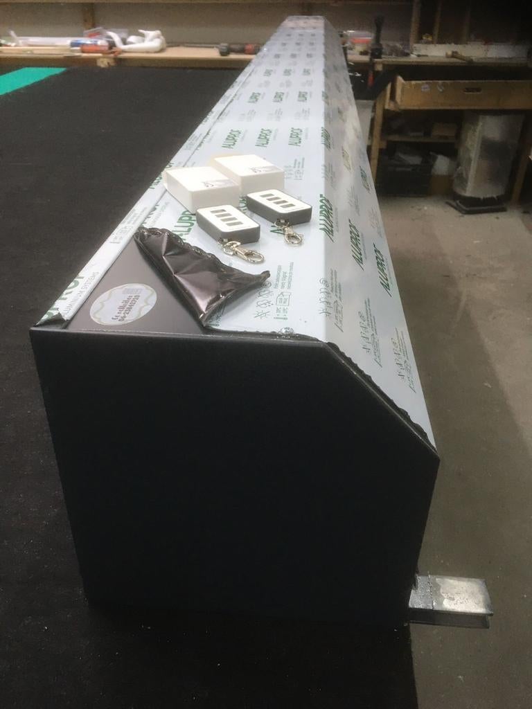 Rolluik,garage,poort extra sterk afstandb 320cmbr/280cm h, Doe-het-zelf en Verbouw, Rolluiken, Ophalen, Overige kleuren, 200 cm of meer
