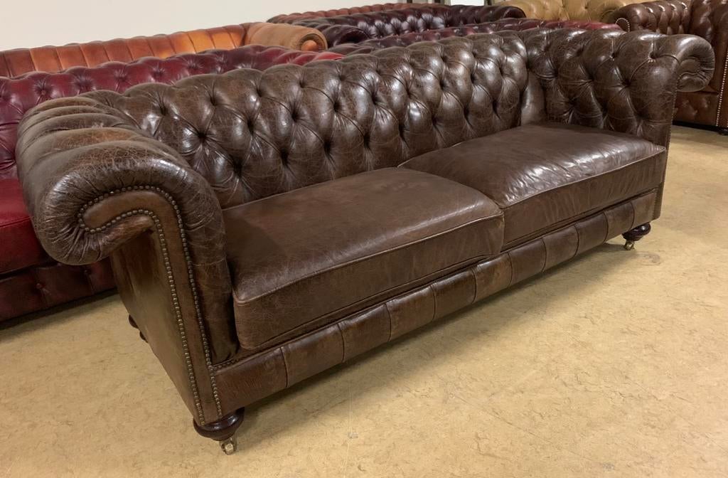 Prachtige Chesterfield Bank 3 Zits Bruin., Gebruikt, Chesterfield, Driepersoons, Ophalen of Verzenden