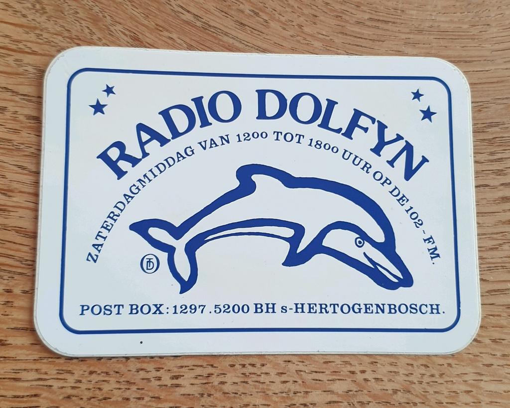 Sticker amateur zender Radio Dolfijn, DEN BOSCH, Ophalen of Verzenden, Zo goed als nieuw