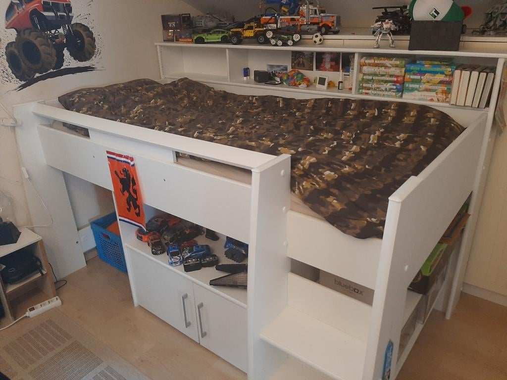 Halfhoogslaper met bureau, Ophalen, Zo goed als nieuw, Halfhoogslaper