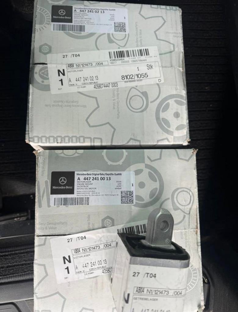 Mercedes vito v klasse w447 motor steun bak steun orgineel, Ophalen of Verzenden, Nieuw