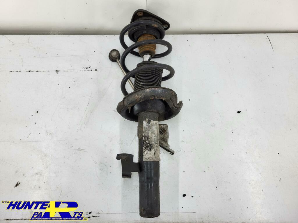 Veerpoot rechtsvoor Volvo V40 ('12-'19) 31360946, Ophalen of Verzenden, Gebruikt, Volvo