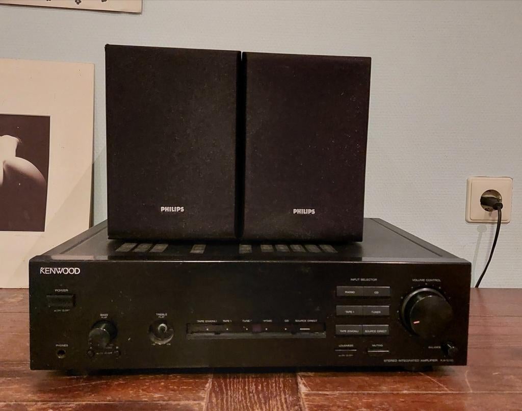 Kenwood KA-1080 versterker + Philips speakers, Ophalen of Verzenden, Gebruikt, Stereo, Overige merken