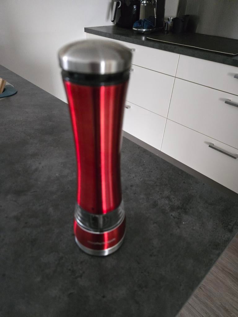 Elektrische peper of zout molen, Ophalen