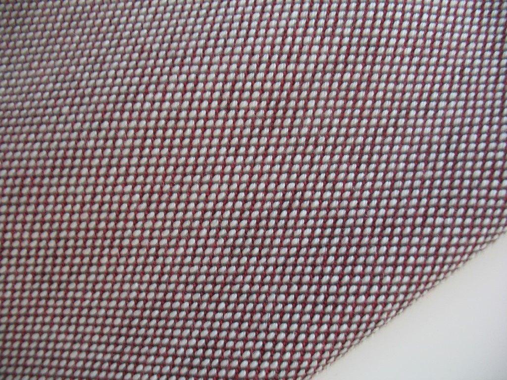 Kvadrat Steelcut Trio 2 144 créme+rood+zwart 1,9M meubelstof, Hobby en Vrije tijd, Stoffen en Lappen, Wol, 120 cm of meer, Wit