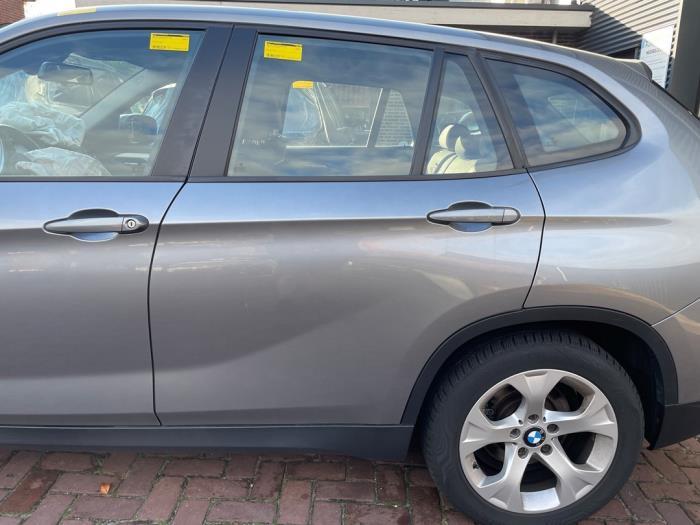 Portier 4Deurs links-achter van een BMW X1 (A52), Gebruikt, -, Deur, -