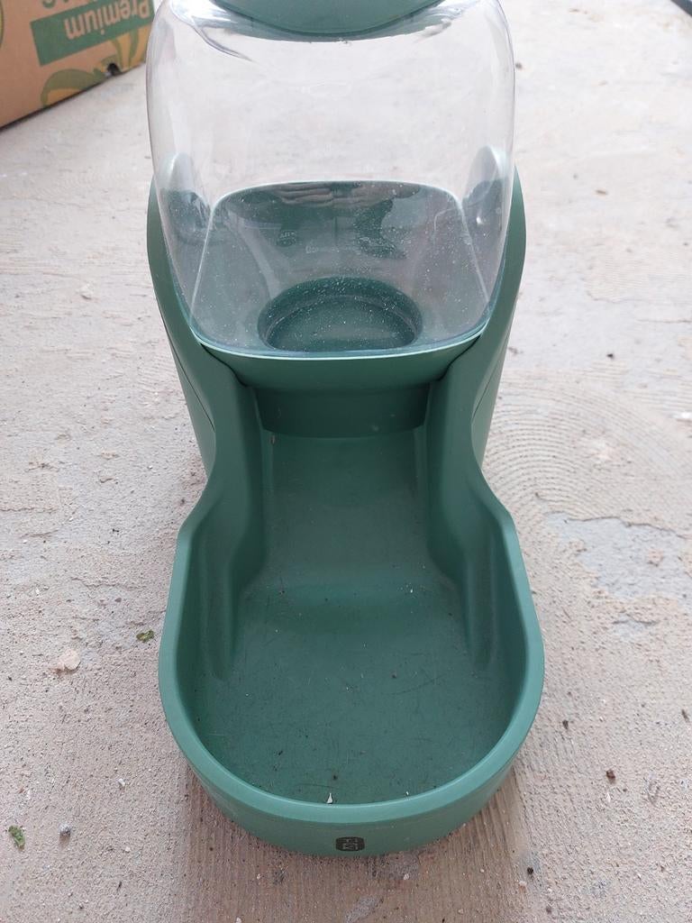Brokjes dispenser voor katten, Ophalen, Nieuw