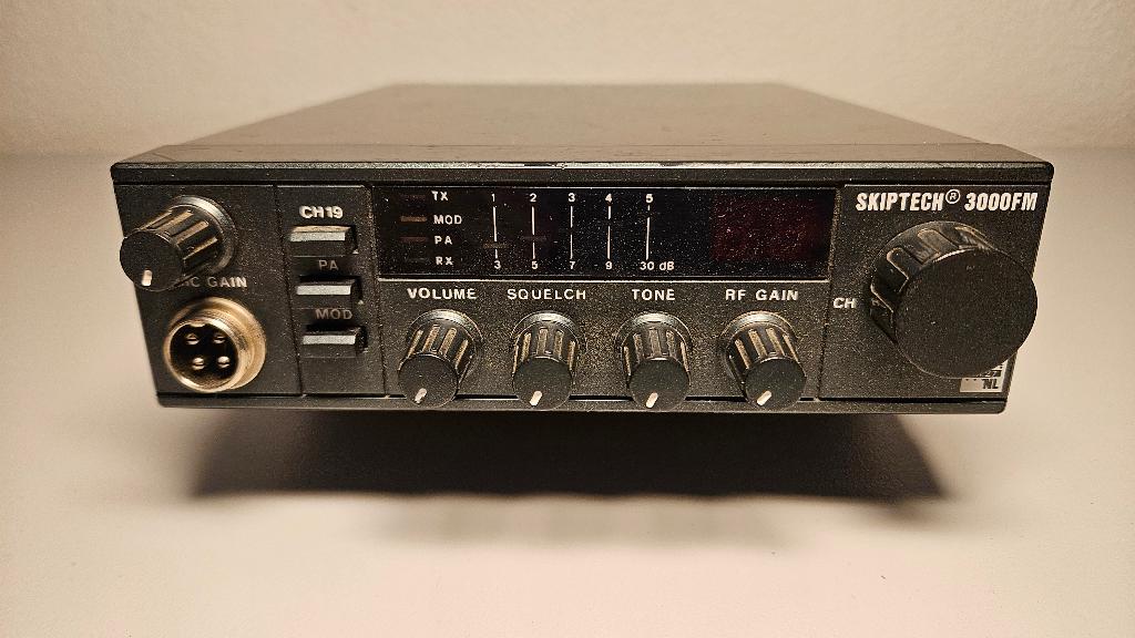 Skiptech 3000FM 27mHz 11m tranceiver + SWR meter, Telecommunicatie, Ophalen of Verzenden, Gebruikt, Zender en Ontvanger