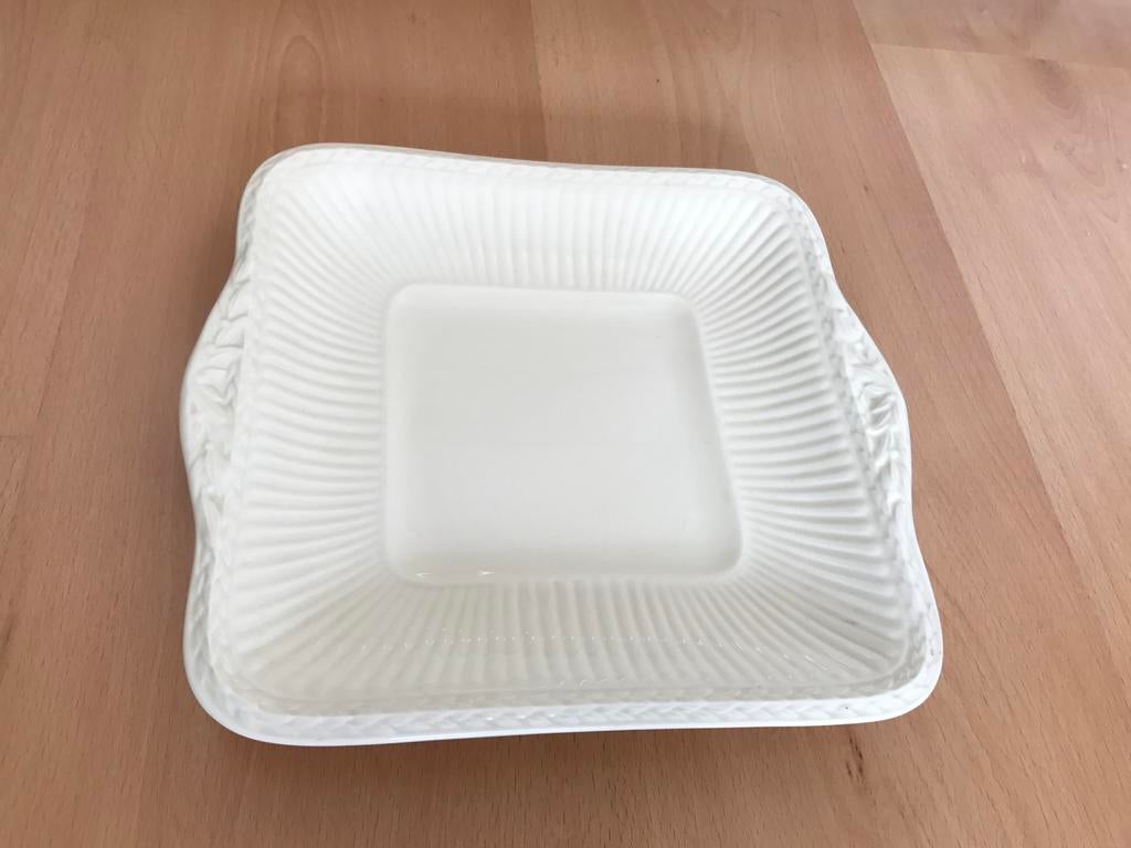 Wedgewood edme vierkante schaal 27 cm, Huis en Inrichting, Keuken | Servies, Ophalen, Nieuw, Schaal of Schalen, Wedgwood