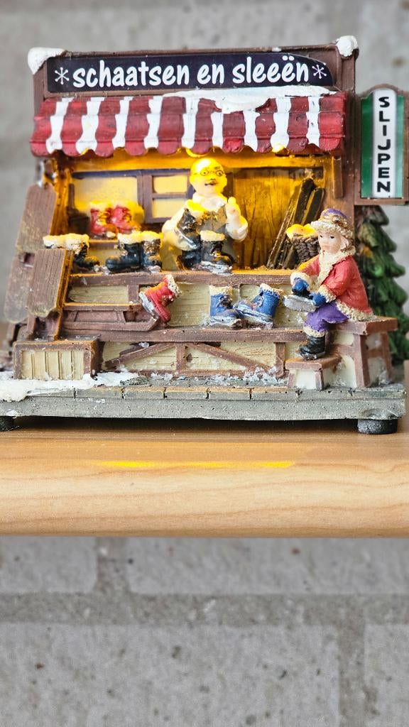 Kraam schaatsen en sleeën slijpen voor kerstdorp, Diversen, Kerst, Gebruikt, Ophalen of Verzenden