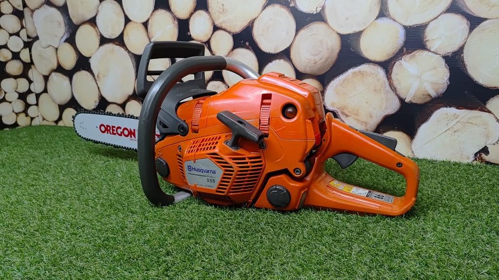 Nette Husqvarna 555 XP Prof. Benzine Kettingzaag, Ophalen of Verzenden, Zo goed als nieuw, Overige soorten, Husqvarna