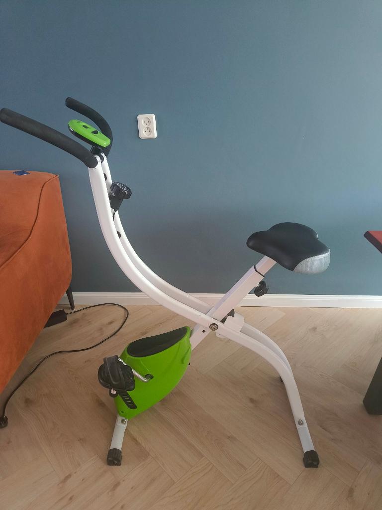 Opvouwbare hometrainer, Ophalen, Gebruikt, Metaal, Hometrainer