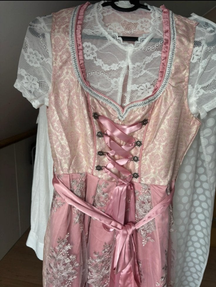 Dirndl jurk maat M exclusief topje, Kleding | Dames, Jurken, Zo goed als nieuw, Maat 38/40 (M), Roze, Knielengte, Ophalen of Verzenden