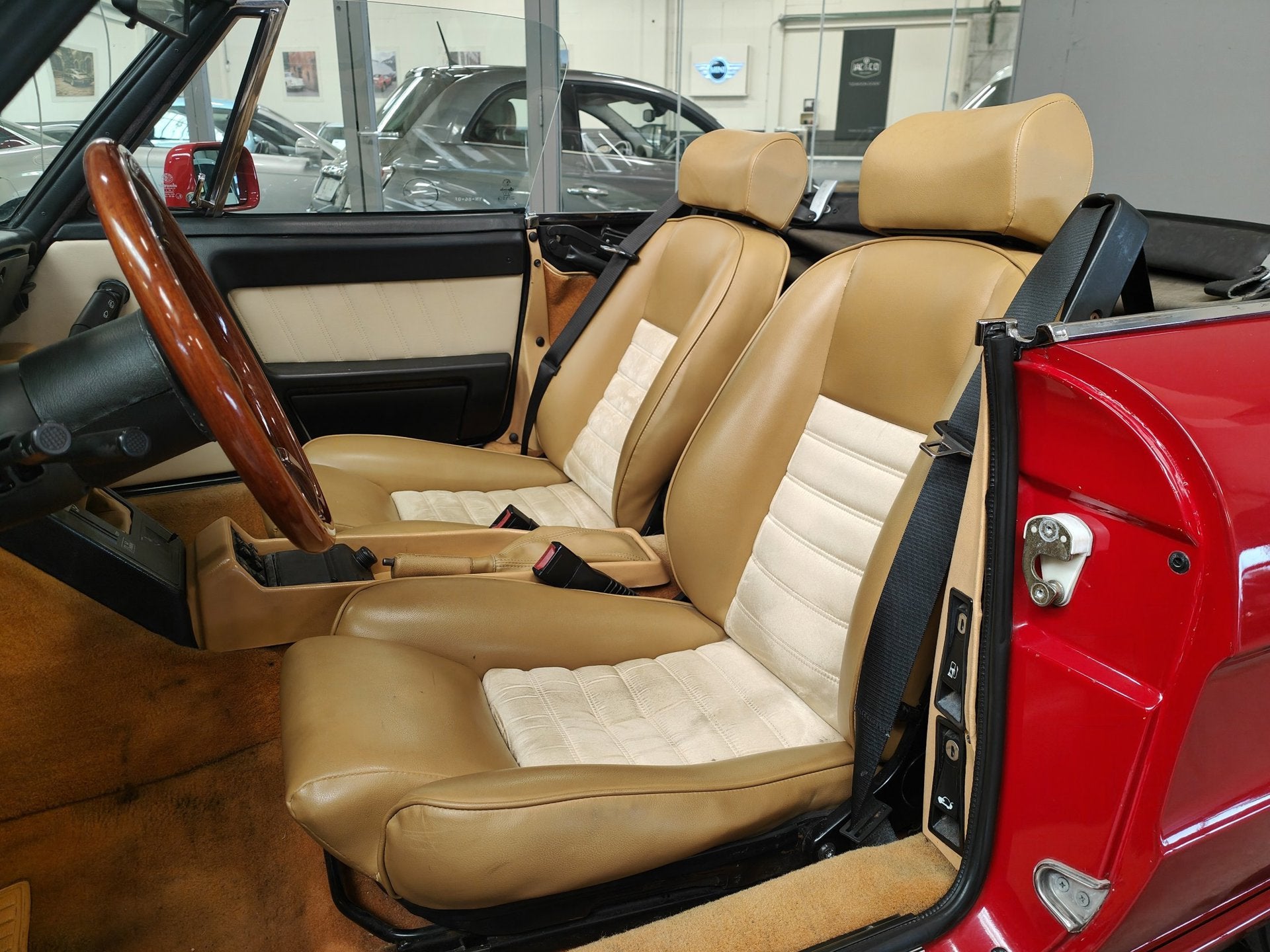 Alfa Romeo Spider 2.0 QV NAP Zeer nette staat, 1965 cc, Achterwielaandrijving, Gebruikt, Beige