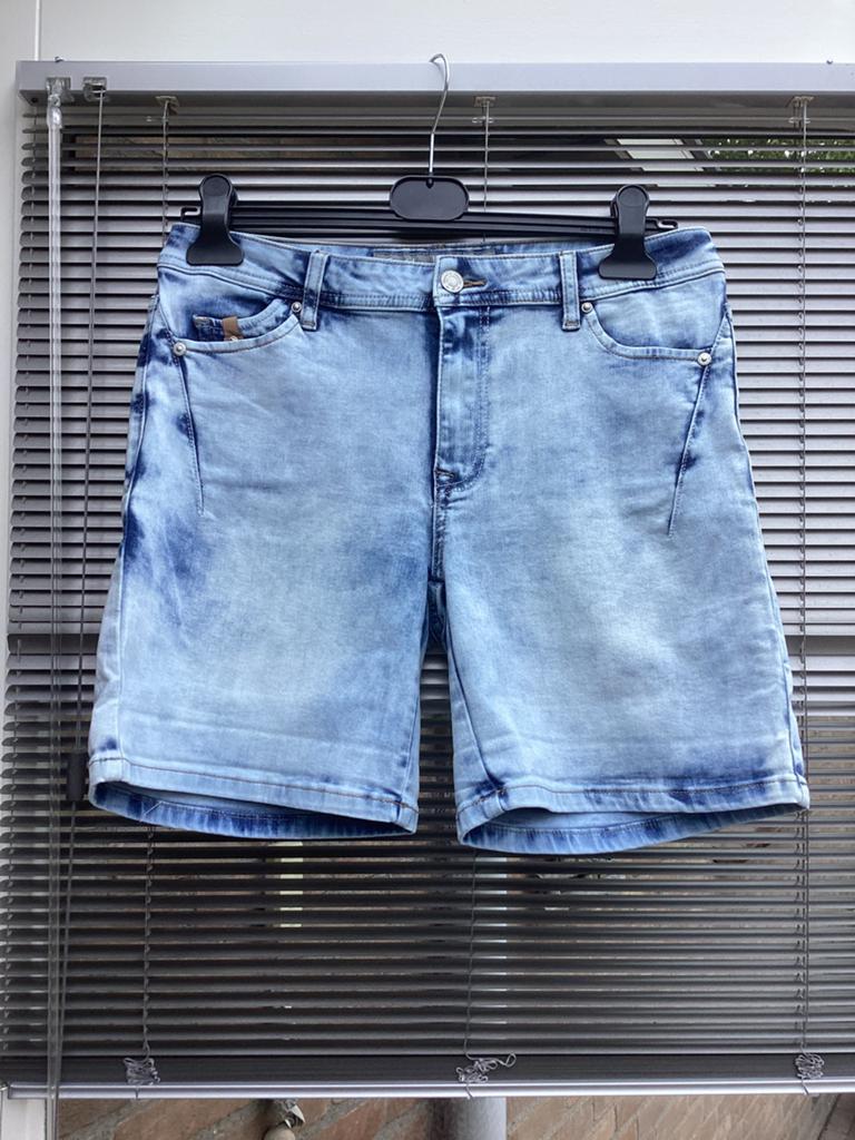 Geisha spijkerkorte broek blauw, Kleding | Dames, Broeken en Pantalons, Maat 38/40 (M), Kort, Blauw, Nieuw