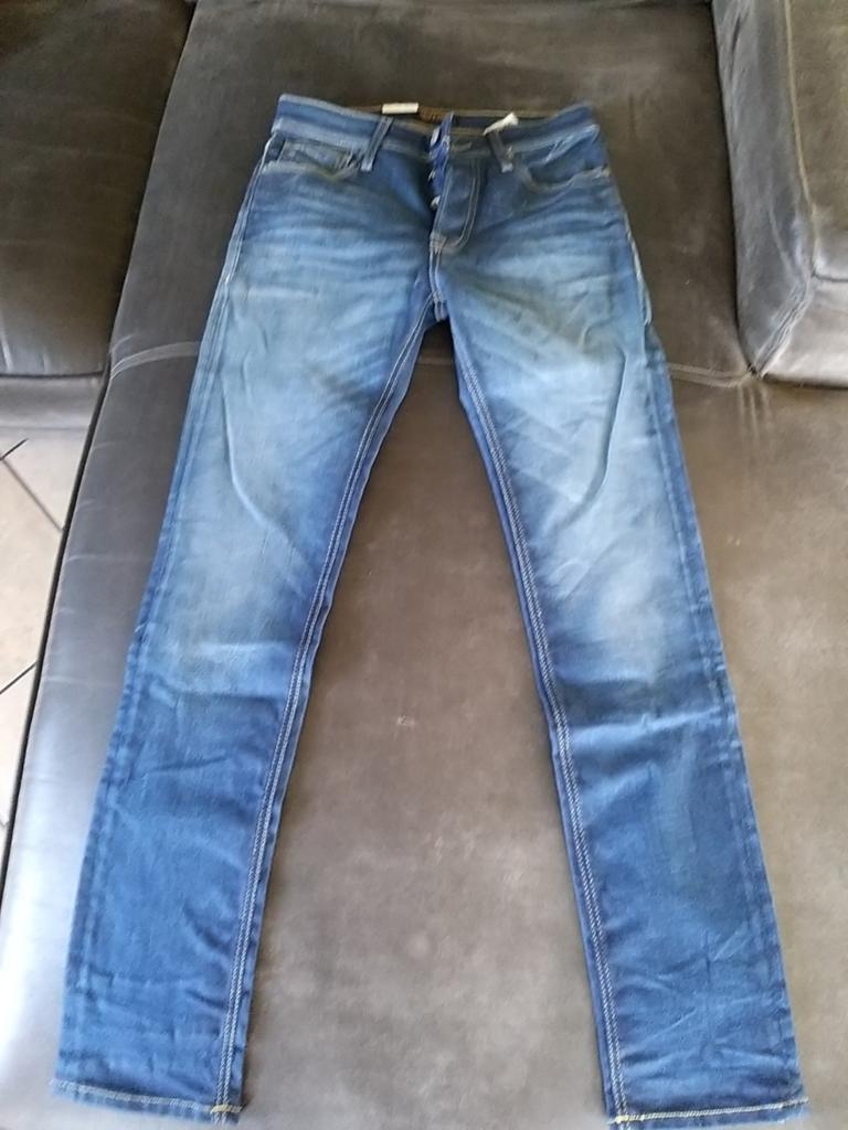 Jack and Jones slim fit Tim spijkerbroek nieuw W 27 / L 32, Kleding | Heren, Ophalen of Verzenden, Nieuw, Blauw