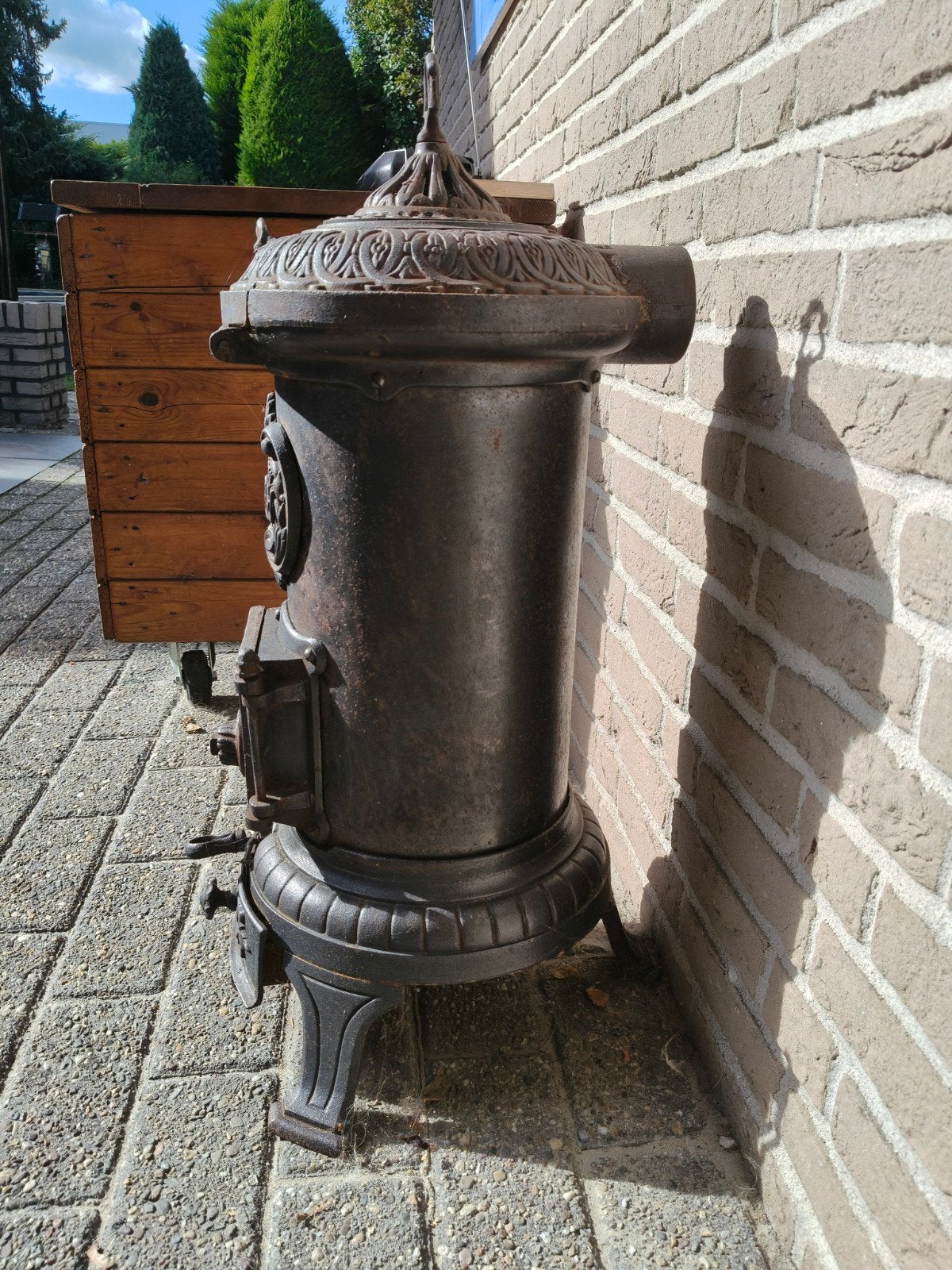 kacheltje, gietijzer, zwart/metaal, ca. 70 cm hoog, rond, Ophalen, Gebruikt, Overige brandstoffen, Overige soorten