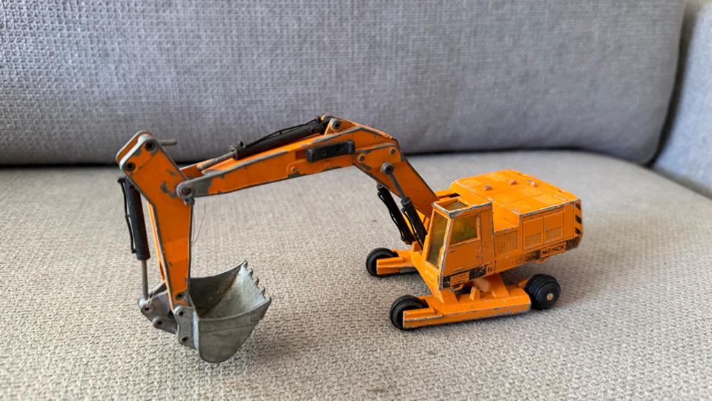 Vintage MENCK Graafmachine Model - Gebruikt, Hobby en Vrije tijd, Overige merken, Gebruikt, 1:50 of kleiner, Overige typen