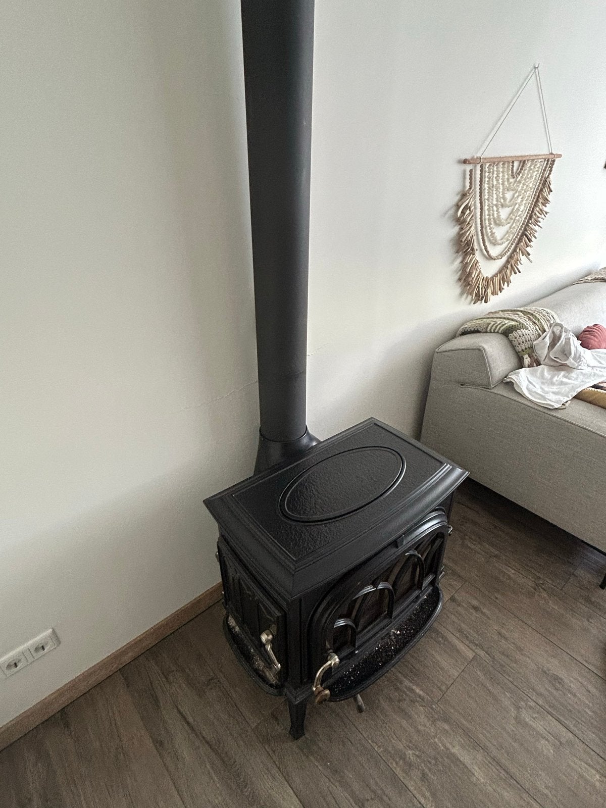Jotul houtkachel met pijp - Ideaal voor uw woning, Huis en Inrichting, Kachels, Ophalen, Gebruikt, Houtkachel, Vrijstaand